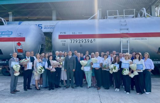 День работников нефтяной, газовой и топливной промышленности