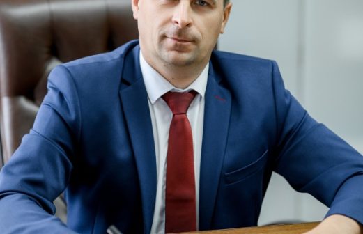 Поздравление директора А.В.Лосика