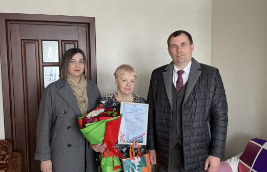 Поздравляем с юбилеем пенсионера предприятия